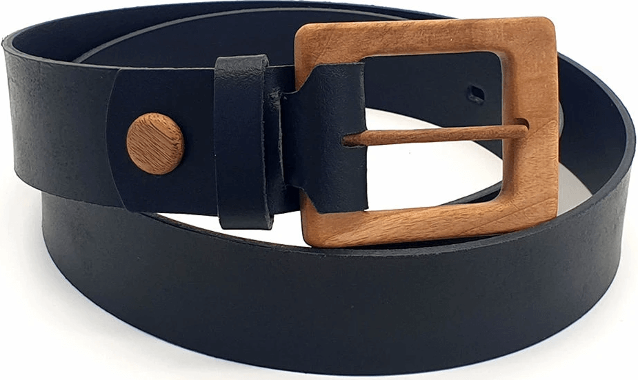 Luxury men's leather belt with walnut buckle, 40mm width, sleek design, perfect for casual outfits.