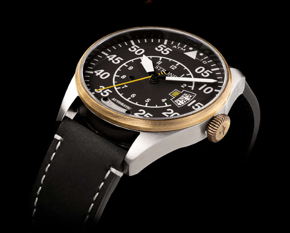 STOND DC-4 automatic watch with black dial and vintage design, featuring a unique Douglas DC-4 inspired look.